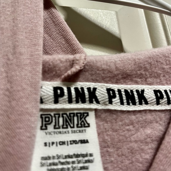 PINK VS sweatshirt with hoodie with sequins in front and on the sleeves - Picture 4 of 16